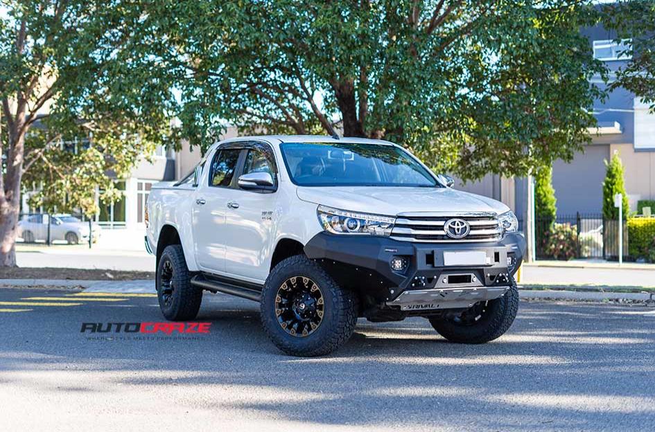 TOYOTA HILUX N80 4WD VAPOR MATTE BLACK